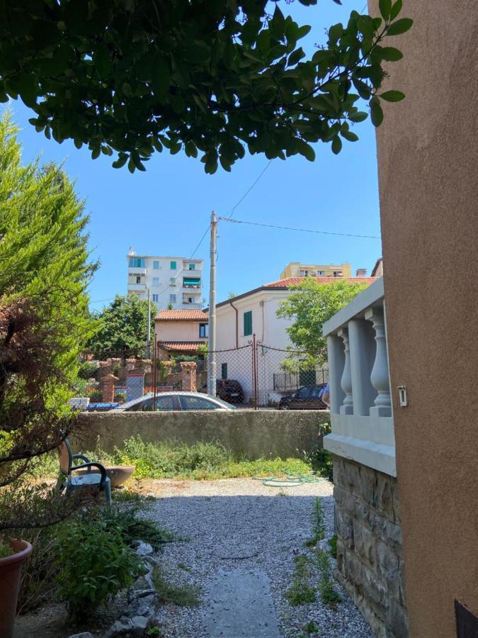 Casetta Bifamiliare Vicino Al Centro